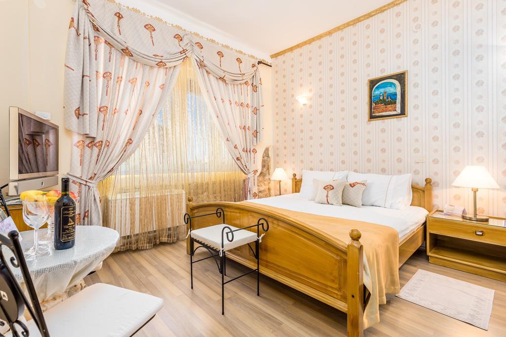 Villas Arbia - Margita Beach Hotel Banjol 외부 사진